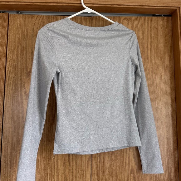 Tops - Elegant Gray Long Sleeve Women's Top
